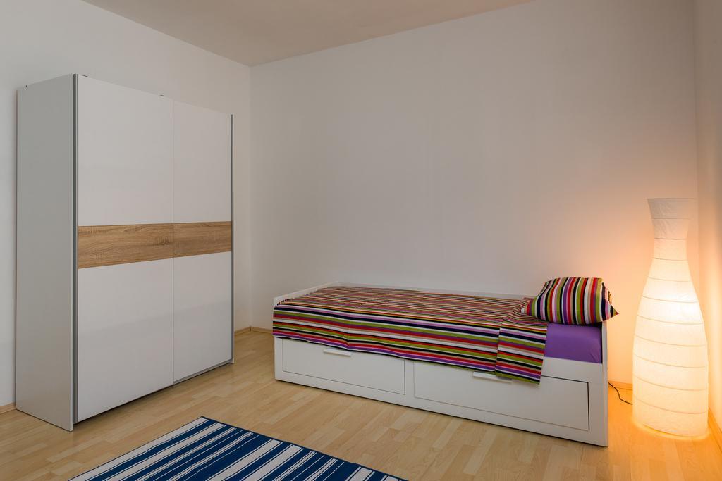 Garden Apartment Kaštela Δωμάτιο φωτογραφία