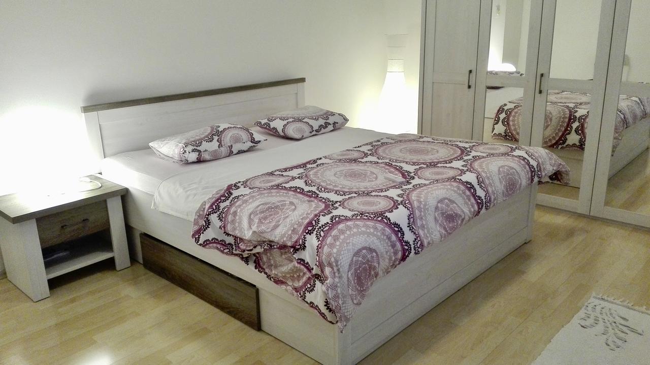Garden Apartment Kaštela Εξωτερικό φωτογραφία